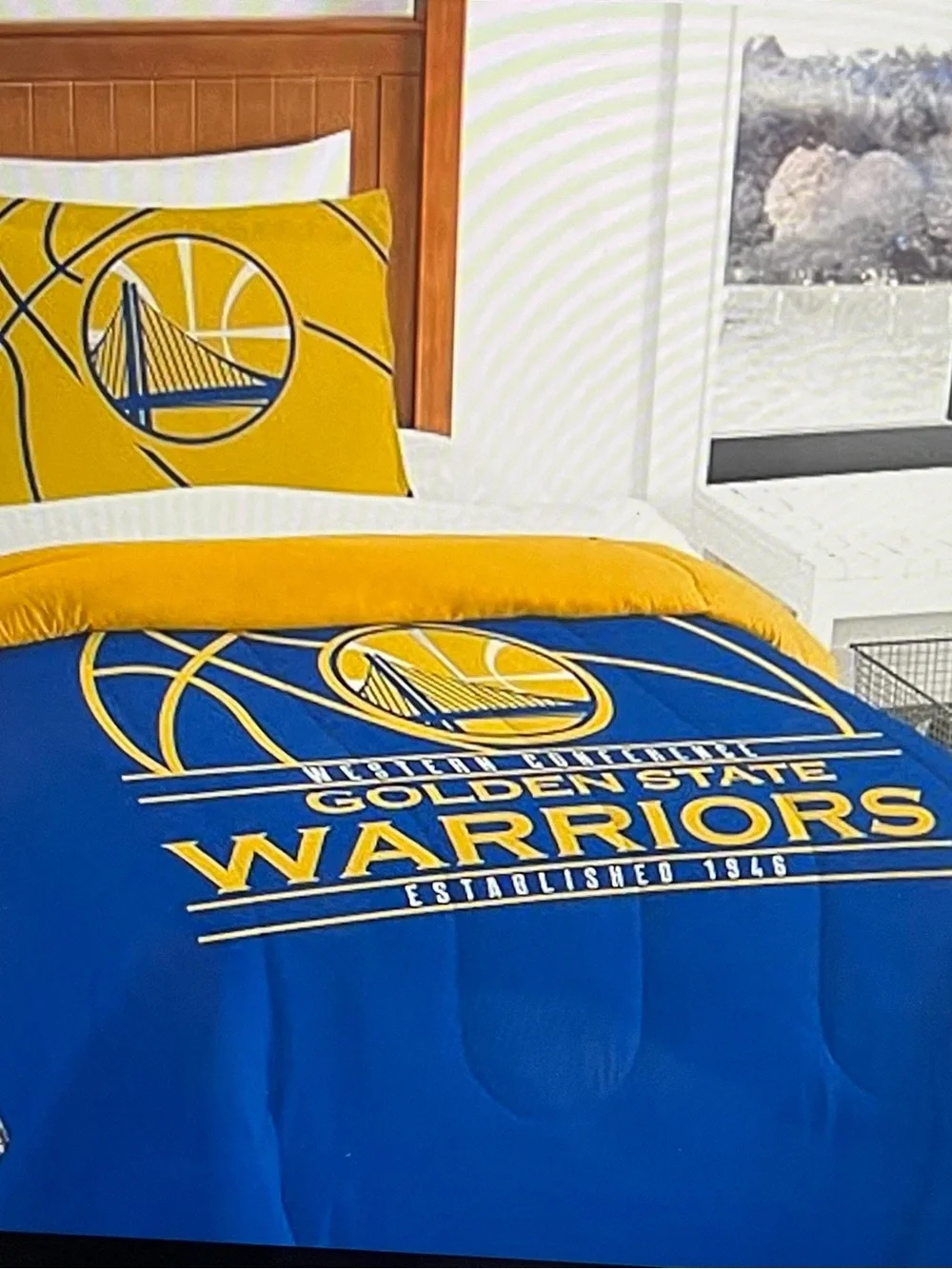 Golden State Warriors Queen Comforter and Shams with Gold Sheet Set